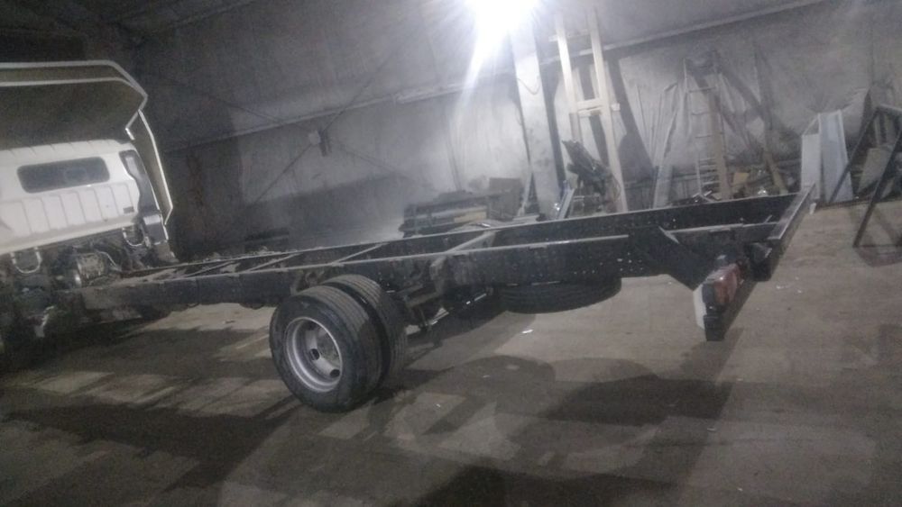 Platforme utilaje/ transport auto/ avariate/platou hidraulic tractoare