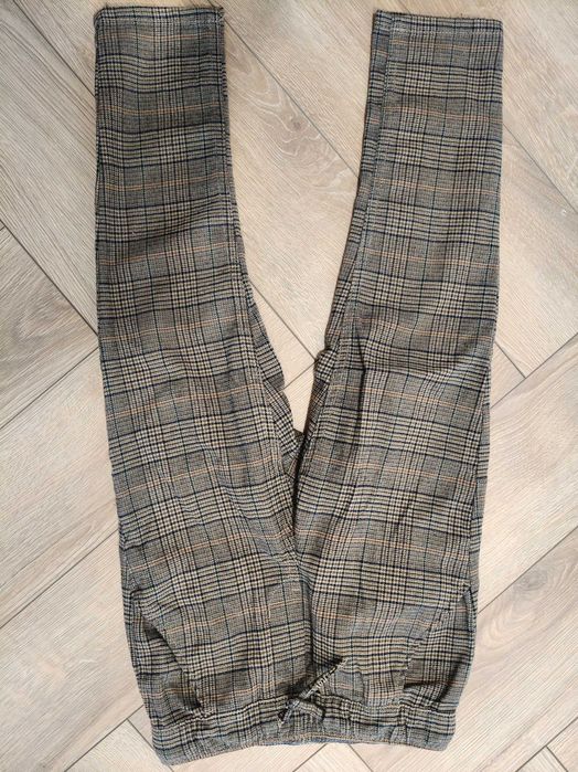 Pantaloni școală 6-7 ani