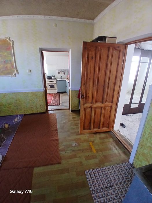 Үй сатылады комунизм де