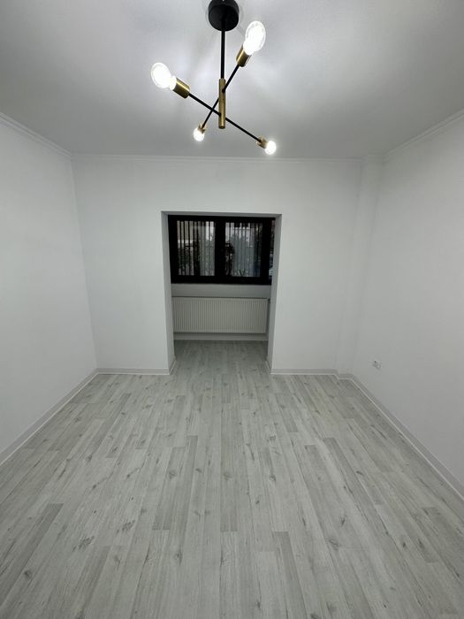 Închiriez spațiu comercial ostroveni