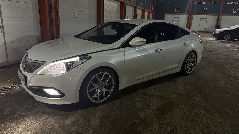 Продам диски с шинами р19