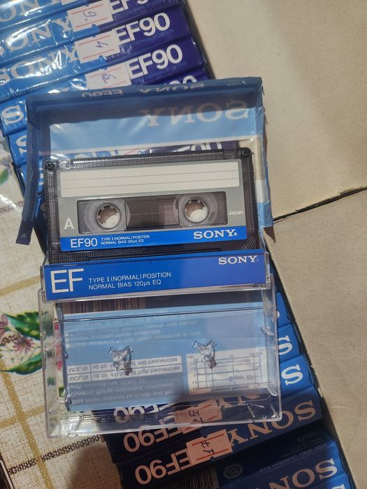 Аудиокассета SONY EF 90 сотилади