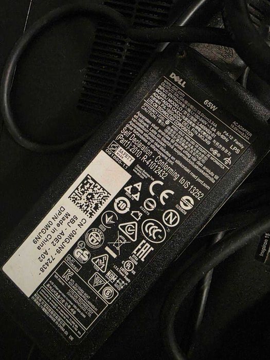 Лаптоп Dell Inspiron 15