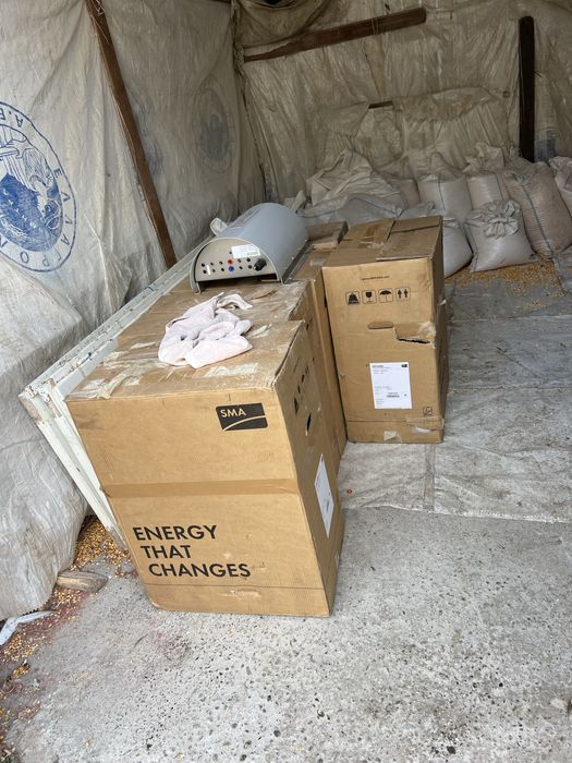 Vând invertoare SMA  monofazice mai multe modele