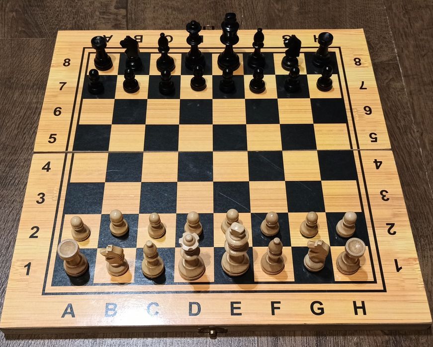 Seturi de sah de vanzare