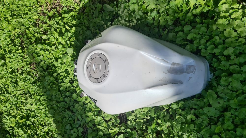 Rezervor CBR 600f 2011-2013