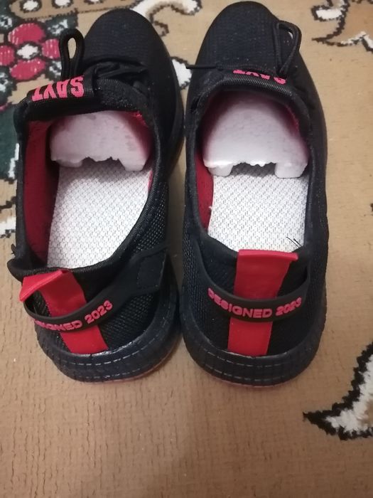 Кроссовки мужские новые