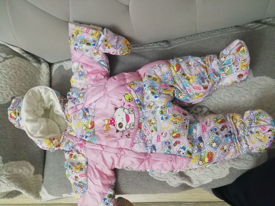 Продам зимний девочковый детский комбинезон