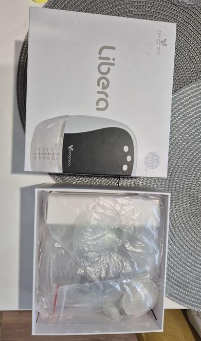 Помпа за кърма Cangaroo Hands free Libera