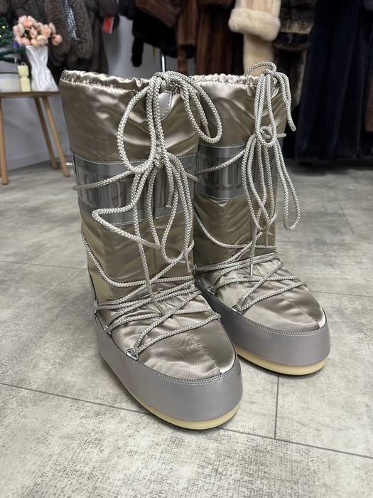 Cizme Moon Boot - Noi - Originale - 100% - factura / bon fiscal