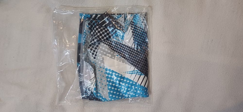 Спортен комплект бързосъхнещ.