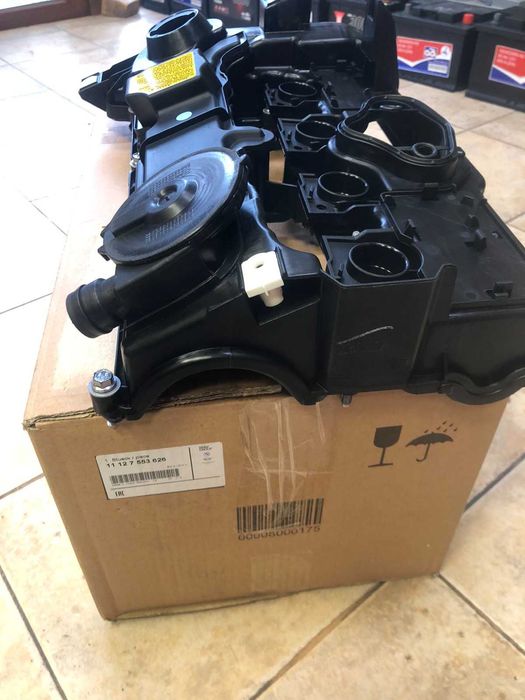 BMW оригинален капак клапани N43 - 7553626