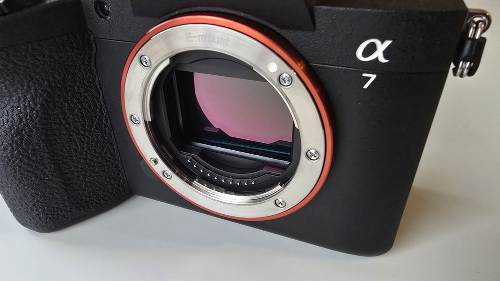 Комплект фотоапарат Sony A7 V + Sony FE 24-70 f/2.8 GM II и аксесоари