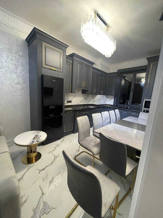 Продаётся 3-х комн Квартира  ЖК Sayram Avenue, Буз Базар, БИЙ метро,