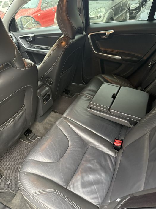 Volvo V60 Rdesign 2.0D3 cinci cilindri