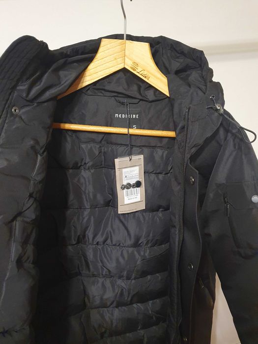 Parka geaca Answer Medicine marimea S (neagra) NOUA