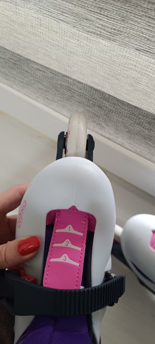 Role fetița mărime reglabilă 30 -32 impecabilele