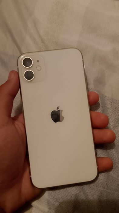 айфон в отличном состояние