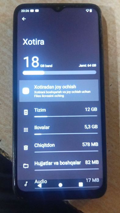 POCO C40 64Gb sotiladi!