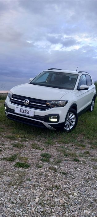 Volkswagen T-Cross VOLKSWAGEN T-CROSS 1.0 TSI Life 95 CP  Benzina 2019/6