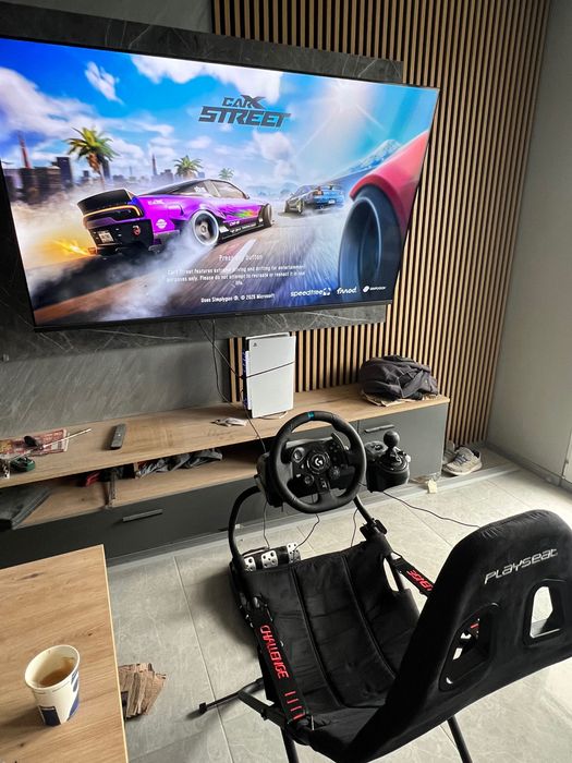 Logitech G923 Shifter Edition + Playseat Challenge