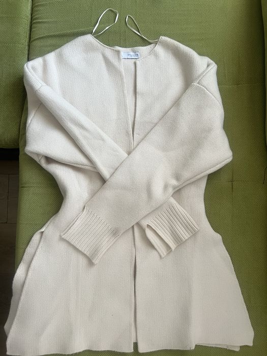 Бежова жилетка ZARA