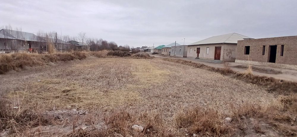 Joy oʻrni sotiladi qoshkopir xadirada