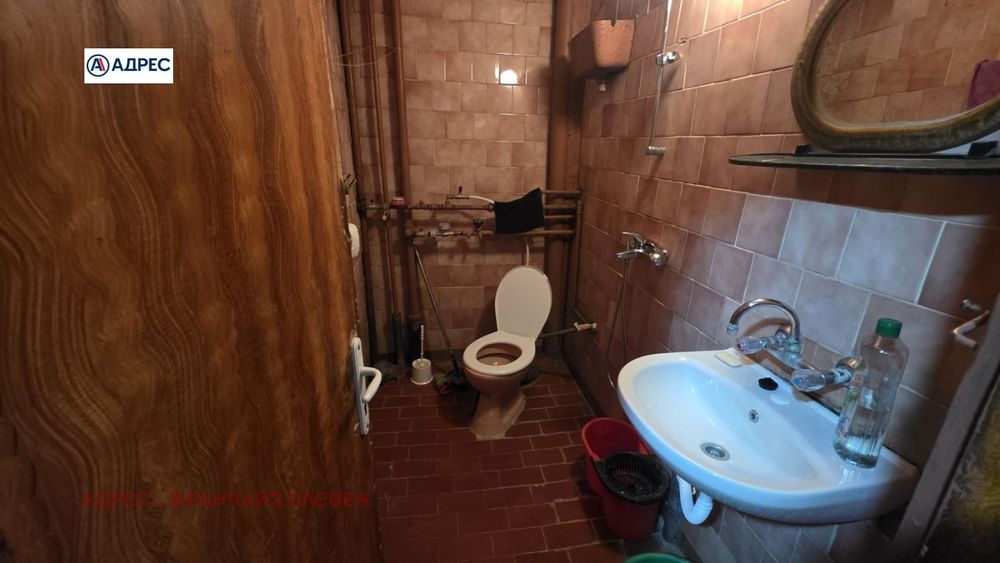 3-стаен в Плевен-Широк център площ 75 цена 100000