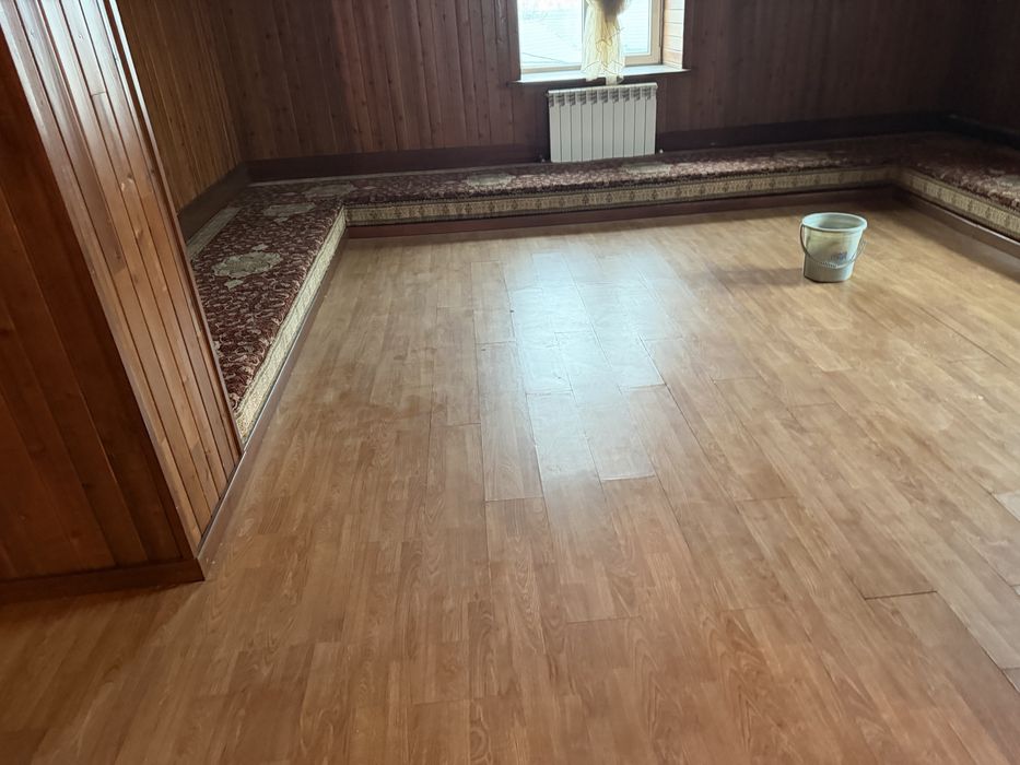 Ламинат напольный