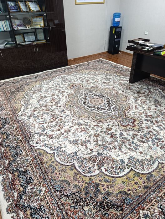 Gilam, parda, jalyuzi, yumshoq mebel va joyida yuvish xizmati