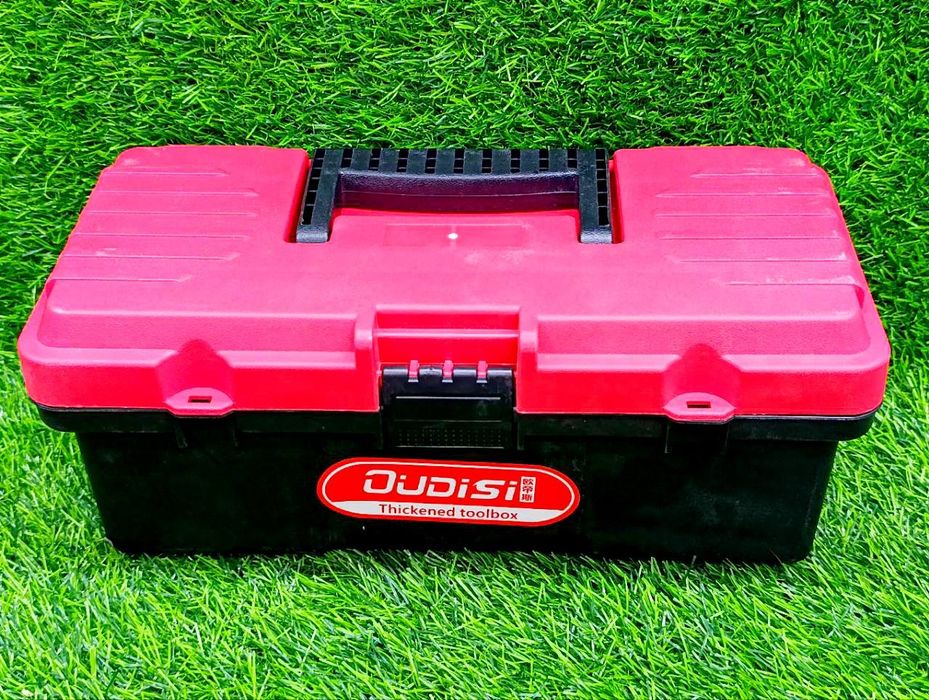 Ящик для инструментов пластмассовый