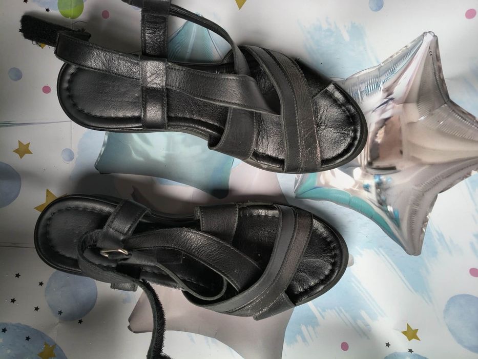 Летни сандали- различни видове