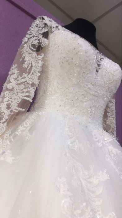 Свадебное платье