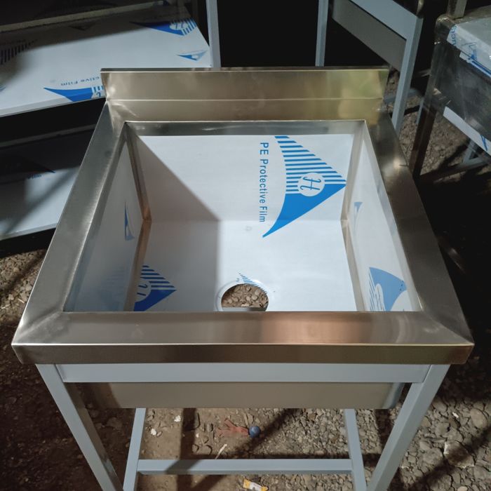 Стол. 110*70.. Заказ оламиз