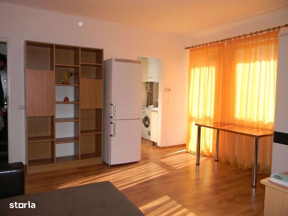 Garsoniera FAGET ,bloc de apartamente! — fotografia 1