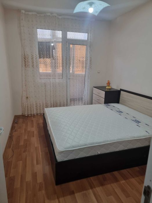 Дава се под наем Тристаен апартамент в Варна, Център - 55 кв.м за 714 € - Снимка #3