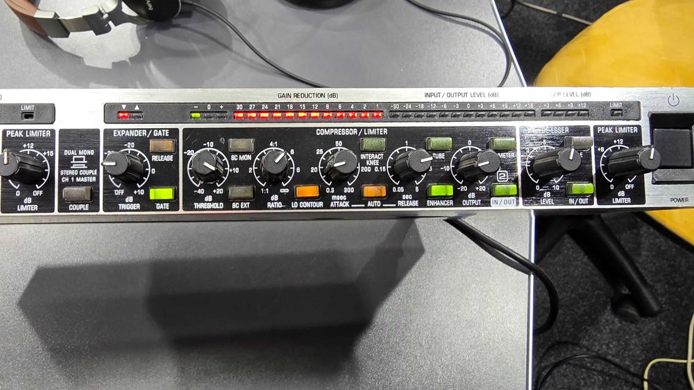 Composer Pro-XL MDX 2600 Behringer