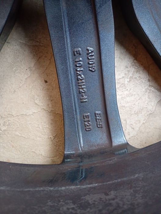 Janta audi Q8 r21 cod 4m8601025G