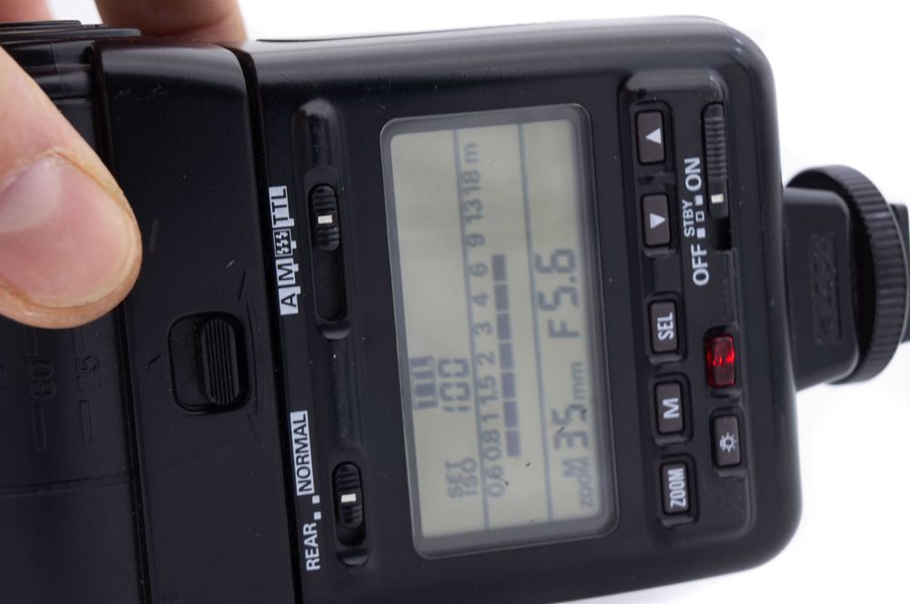 Blit Nikon Speedlight SB 24 rabatabil, rotativ