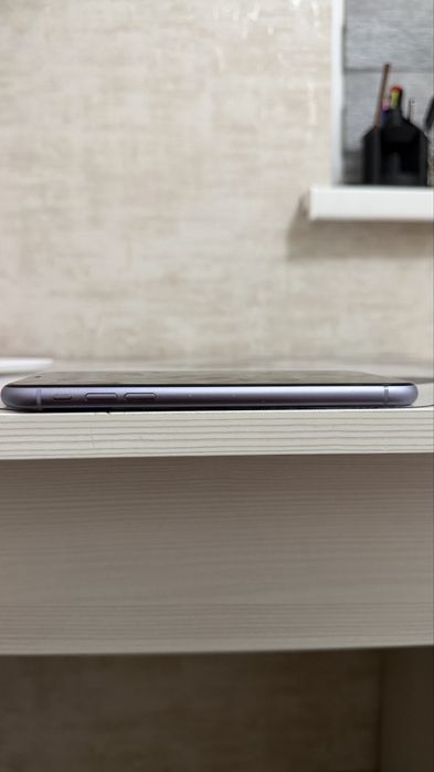 Продаю айфон 11, 128 гб