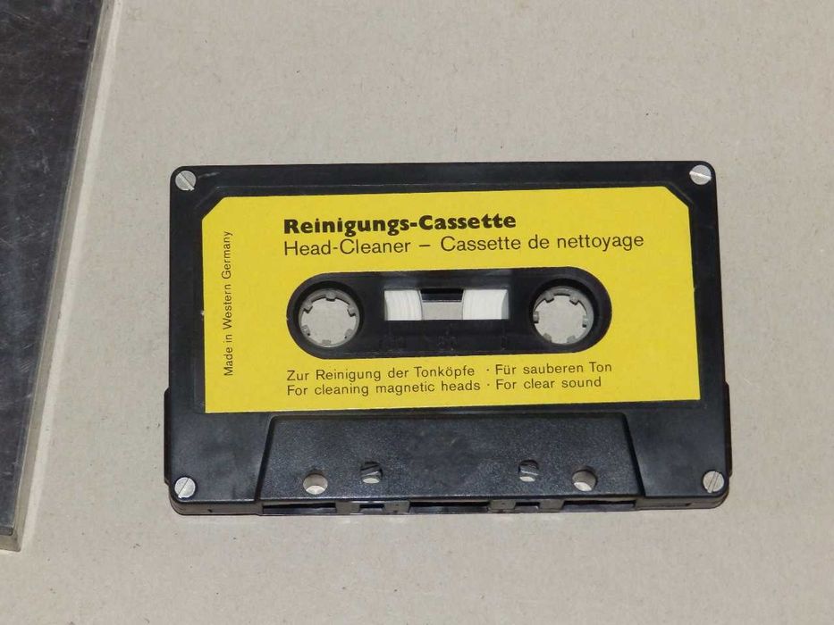 Касета за почистване на глави на касетофон, дек