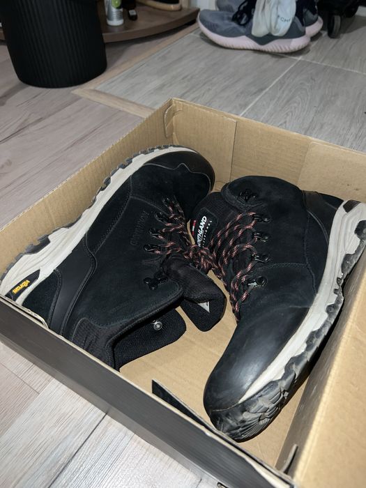 Ботинки для хайкинга водонепроницаемые