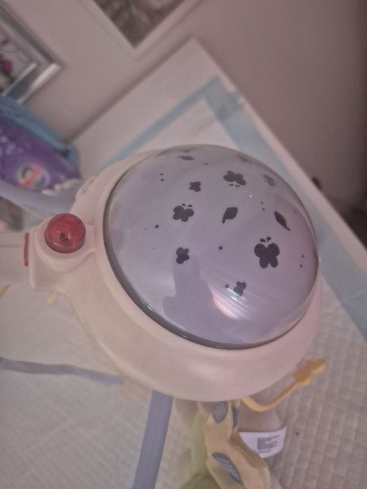 Vand sistem rotativ cu sunete pentru bebelusi