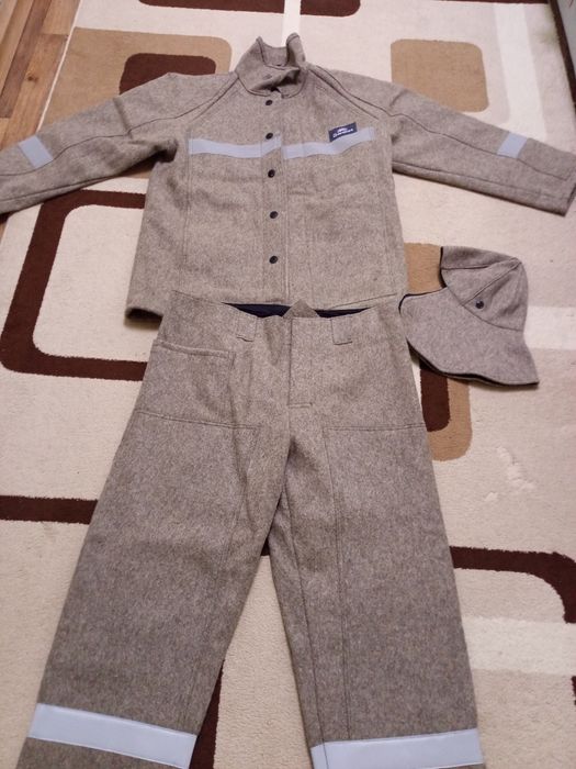 Продам спец одежду