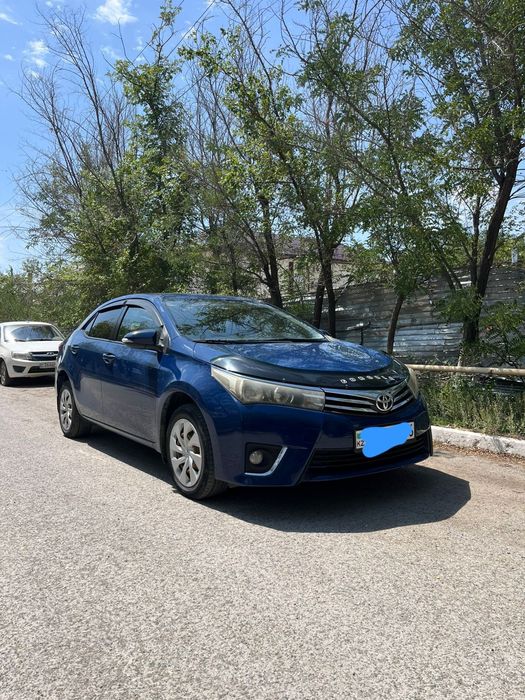 Тойота королла г/в ноябрь 2014