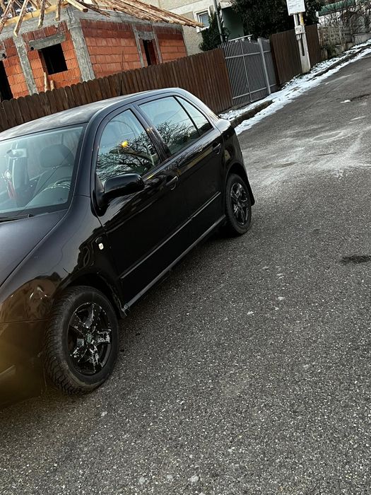 Vând SKODA Fabia