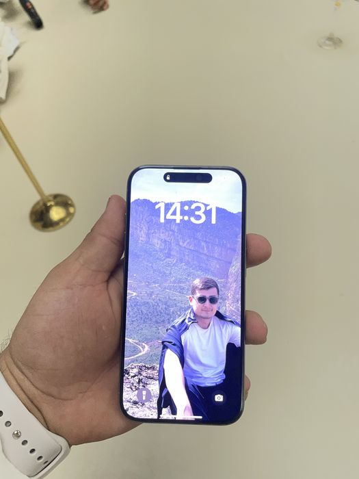 Iphone 15 pro radnoy