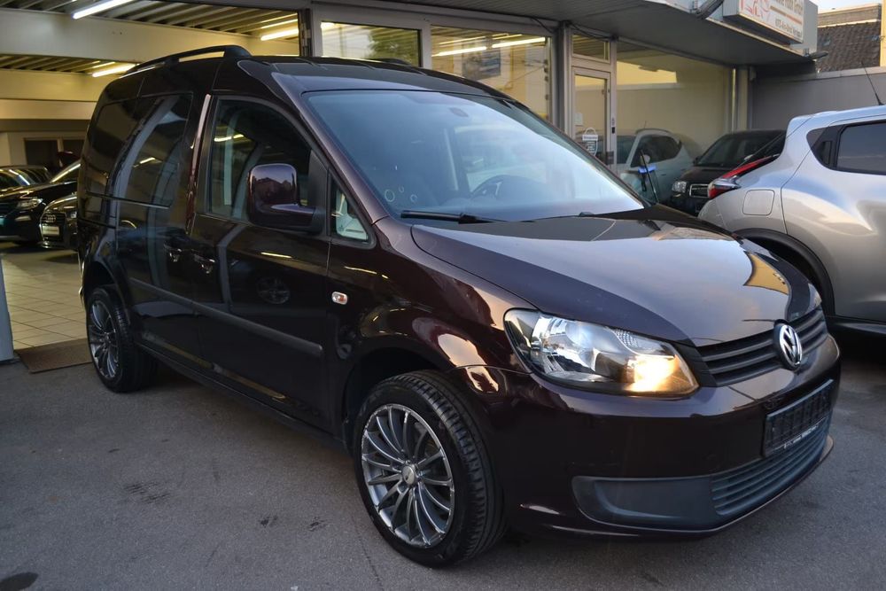 Volkswagen Caddy 2012 diesel, 8.840 € — imagine 2