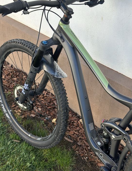 Продавам Giant Trance 2 (2020) Планинско колело мекица