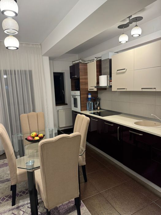 Apartament 3 camere, bloc 2014